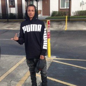 Meet your Posher, Damien